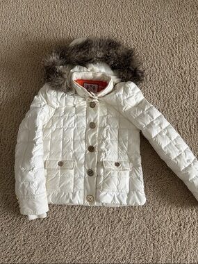 Womens White Quilted Hooded Jacket Juicy Couture with Faux Fur Trim